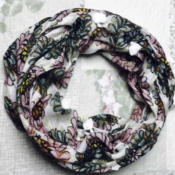 LOFT Accessories - NEW Ann Taylor Loft Floral Infinity Loop Scarf